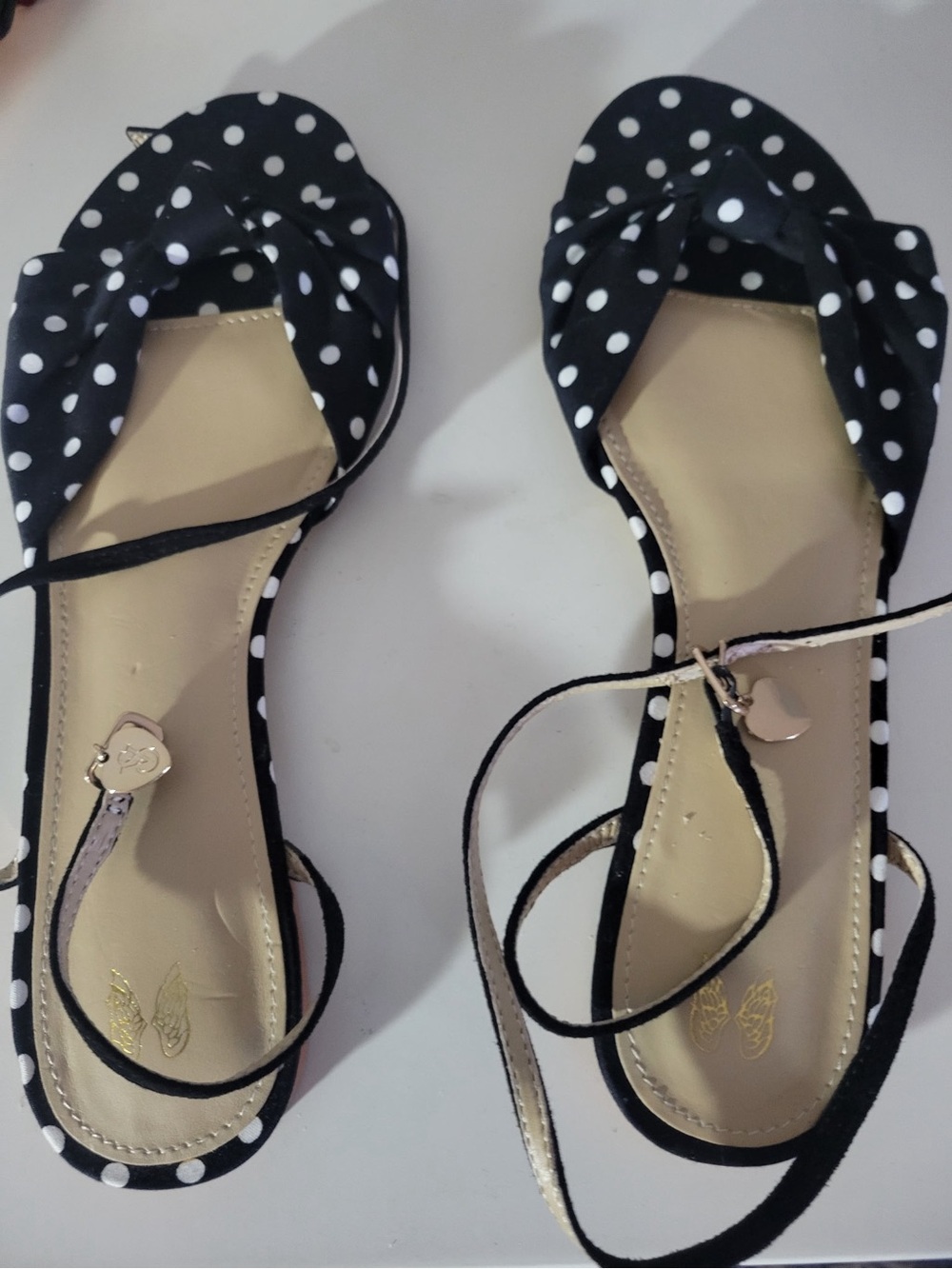 Victoria Secret Polka Dot Knot Ankle-Strap Flat Sandals - Black  Size 7.5